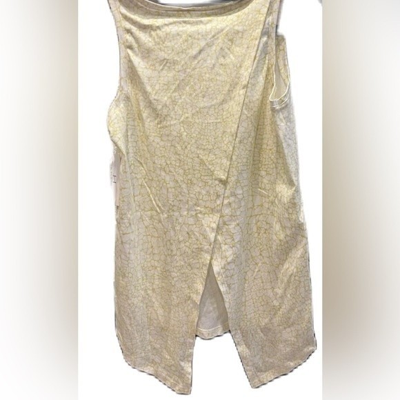 Halston Studio Tank Top Cross back Sleeveless yoga top tropical green sz XS NEW - Picture 1 of 9